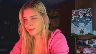 JunieStarrett live from Serbia