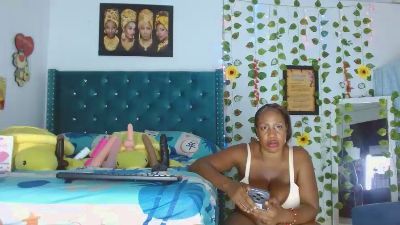 Karen_Bis live from Colombia
