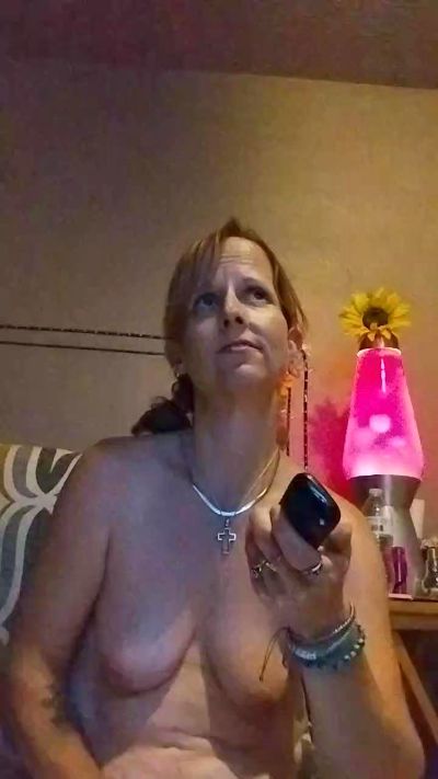 LilBlaze live from United States