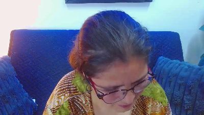 Linda_banks_ live from United States