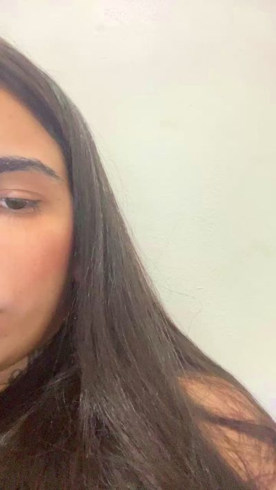 Livia777 live from Brazil