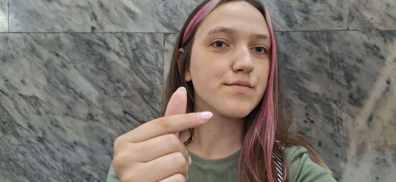 LoreGaroner live from France