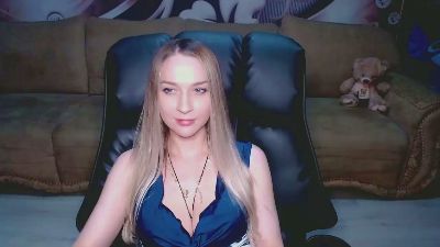 Lovellymalina live from Estonia