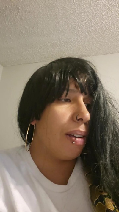 LukkyyLokita live from United States
