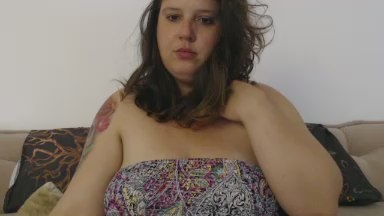 Maaryhot live from Brazil