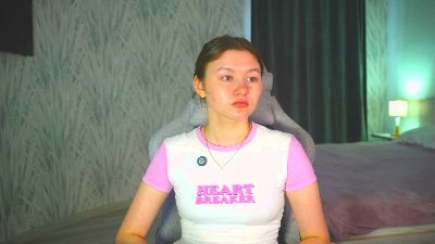 MarnieBialek live from France