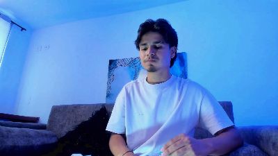 MathewAdamss live from Colombia
