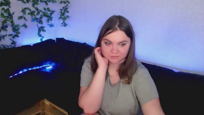 Melanie_kissxxx live from United Kingdom