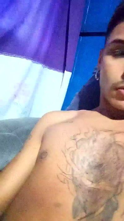 Morenotatuadooo live from Brazil