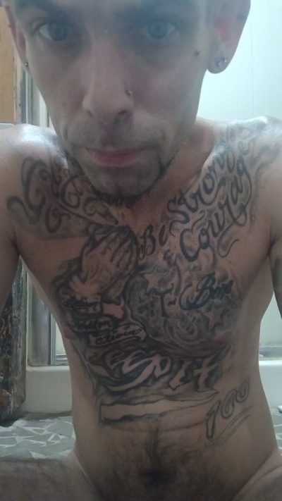Prettyboytatted live from United States