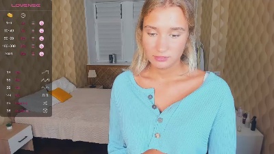 RexanneBunton live from Romania