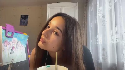 SaranBullert live from France