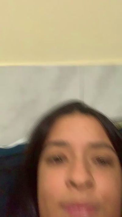 Sarinhabb33 live from Brazil