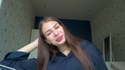 ShainaSubido live from United States