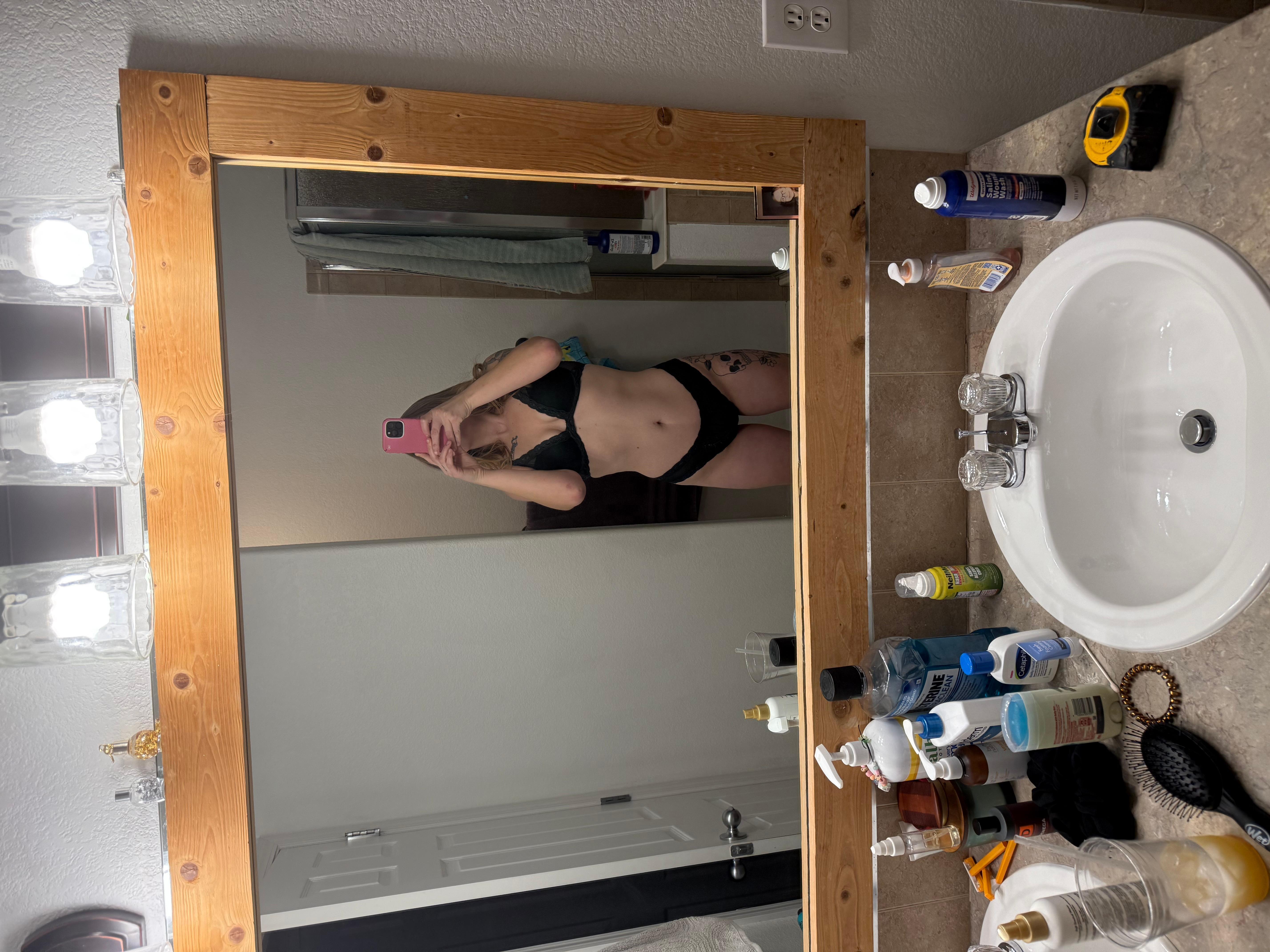 Sheistyblonde live from United States