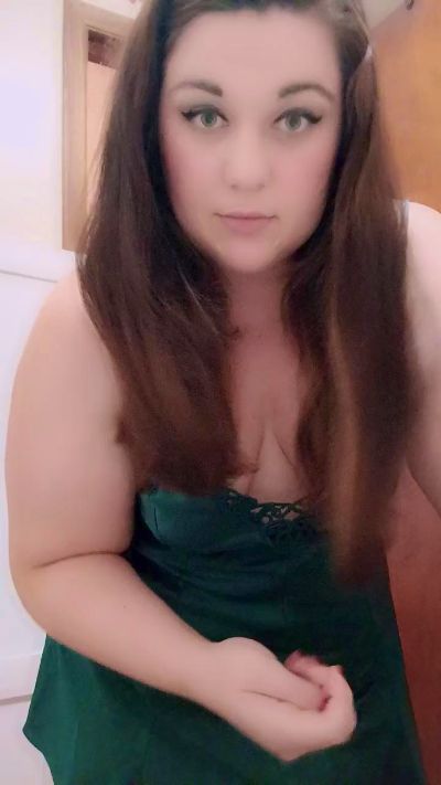 Thickthighs1995 live from United States