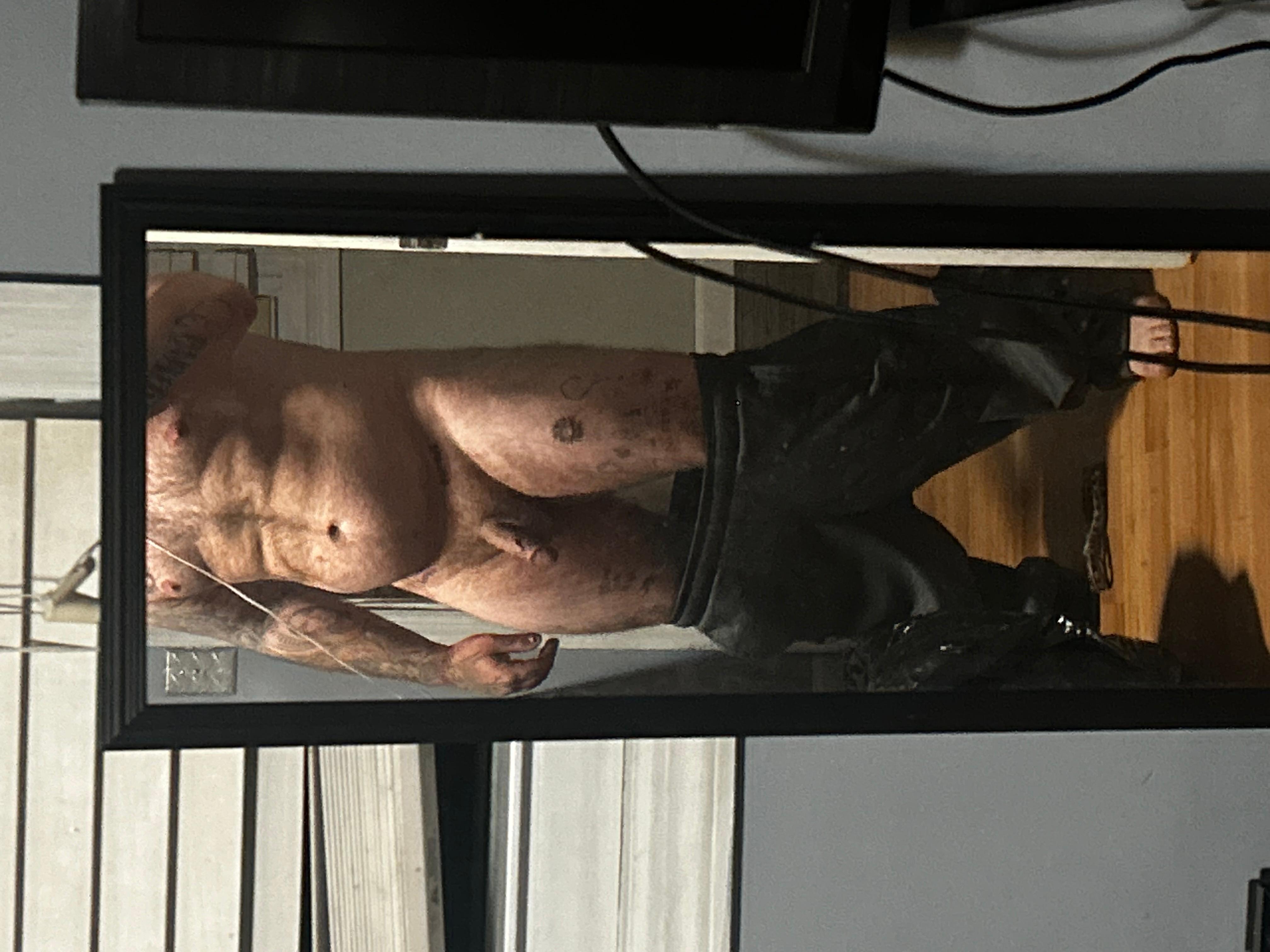 Thorisbored live from United States