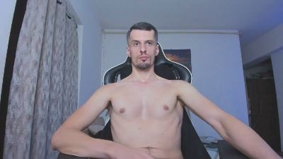 ToddClaytonn live from United Kingdom