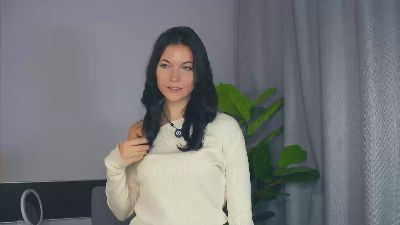 UrsulaElawar live from United States