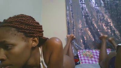 Vennesa_ live from Kenya