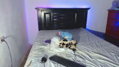 abrahamm25 live from Venezuela