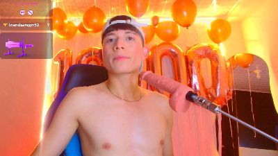 bryam_hot_19 live from Colombia