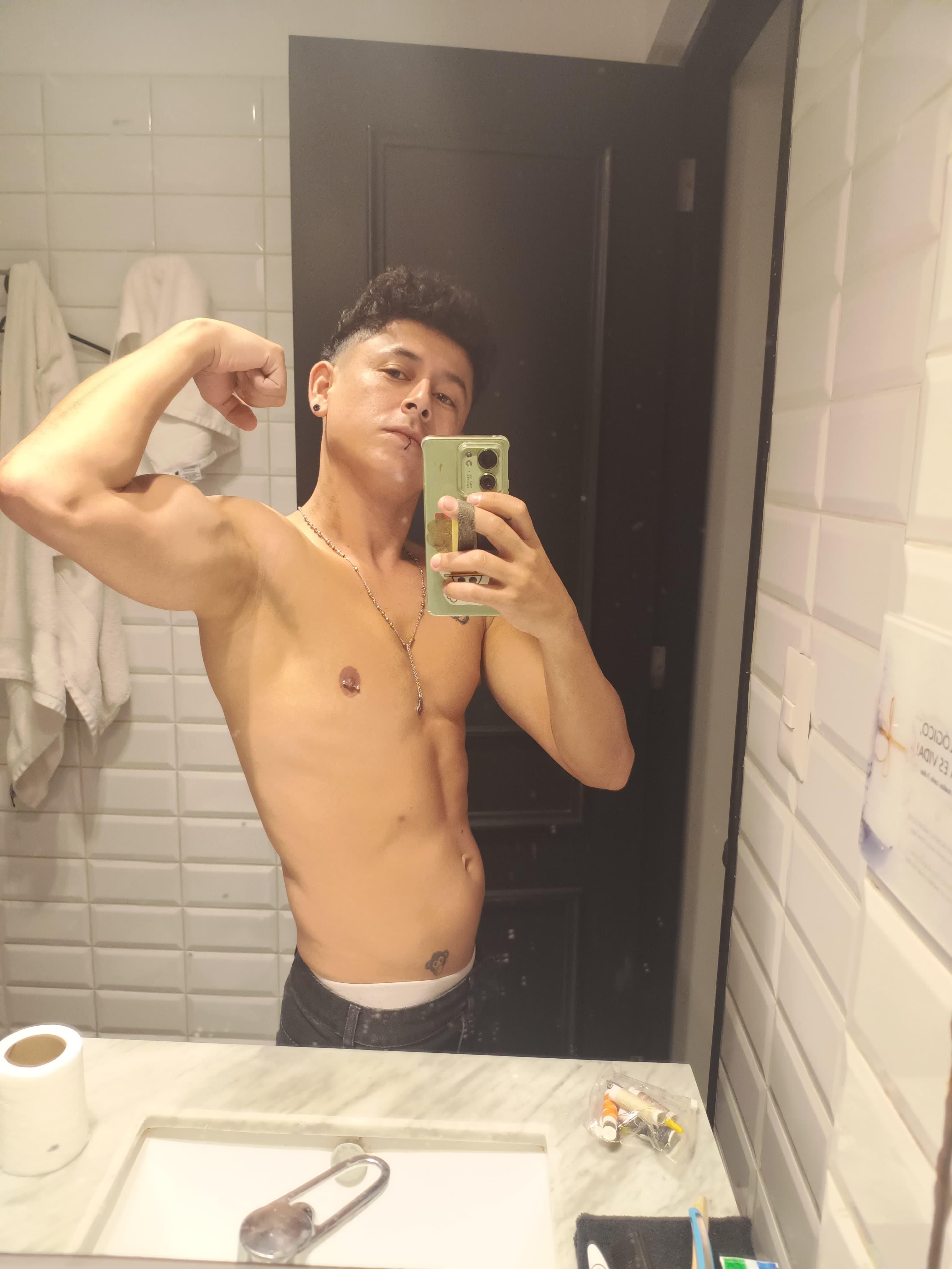 chimuelo2306 live from Argentina