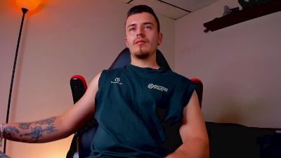 cody_lee2 live from Colombia