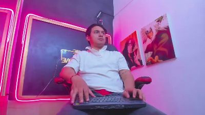 deivi_4 live from Colombia