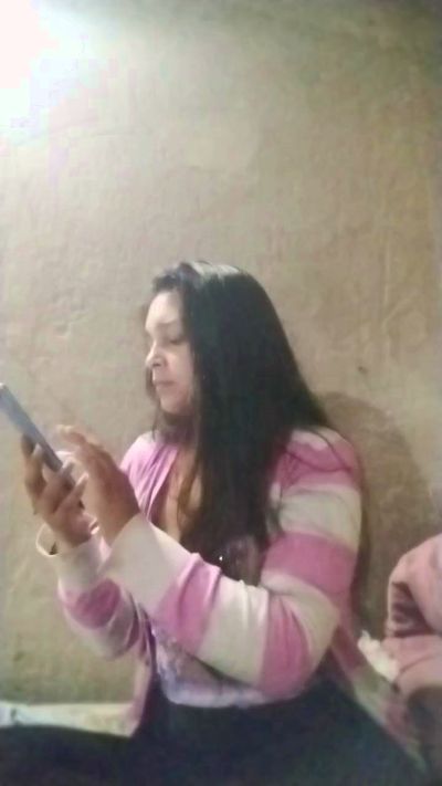 elizabeth195 live from Argentina