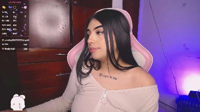 eva_six live from United States
