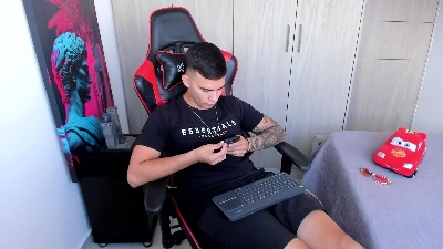 jacob_fireexx live from Colombia