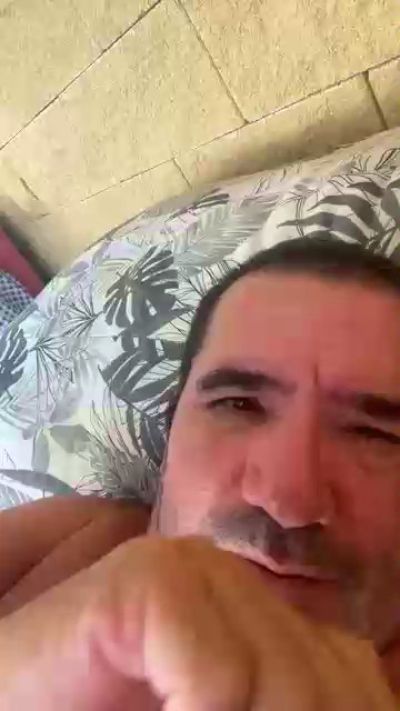 juan6588 live from Spain
