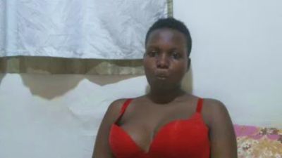 juicy_bella live from Kenya