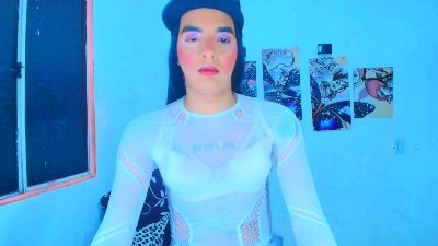 latinmia23hot live from United States