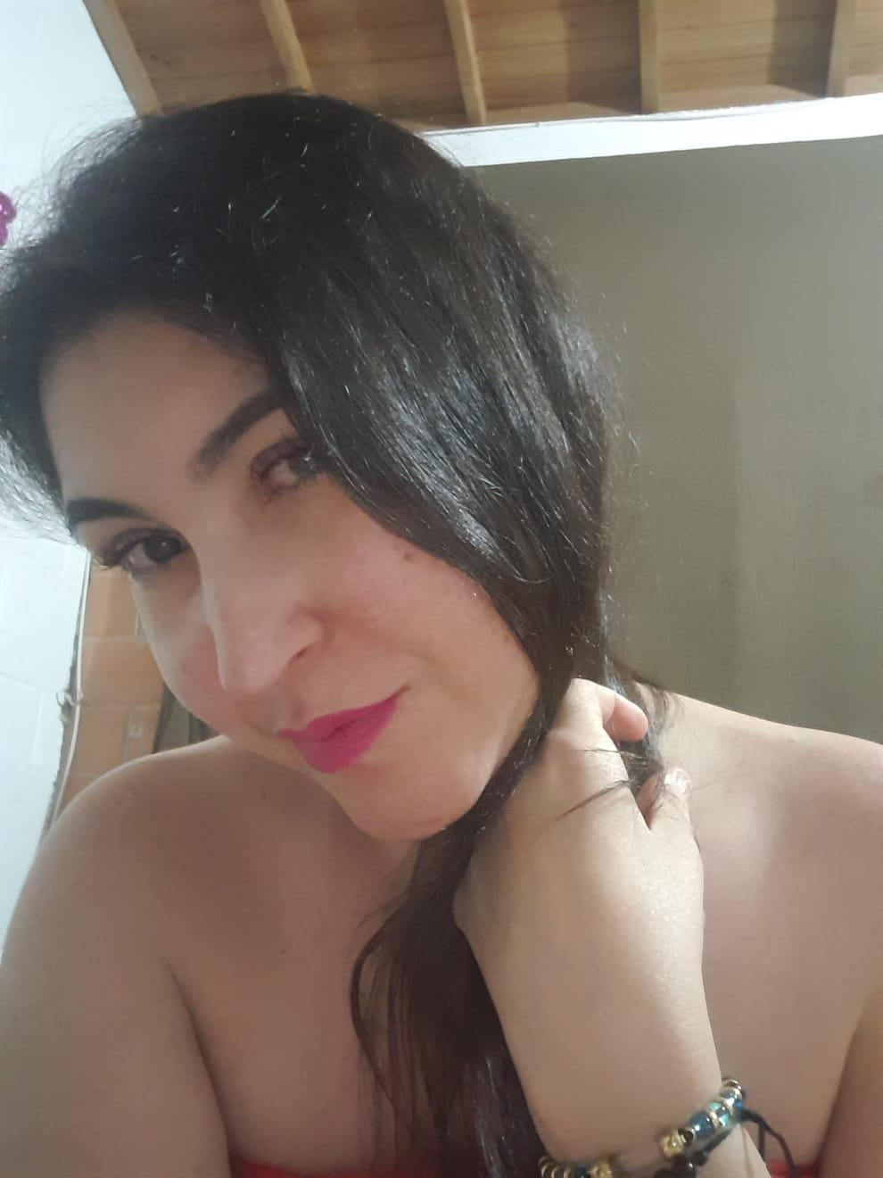 leuksnomoonsex live from Colombia