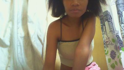 maylis24 live from Madagascar