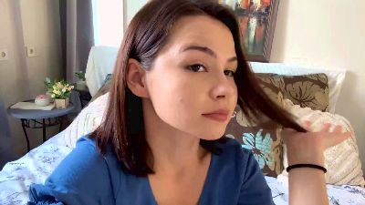 miu_miuu live from France