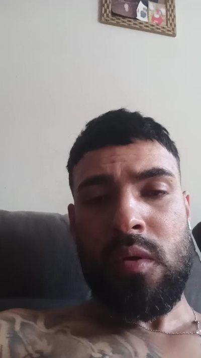 nnyzinho2 live from Brazil