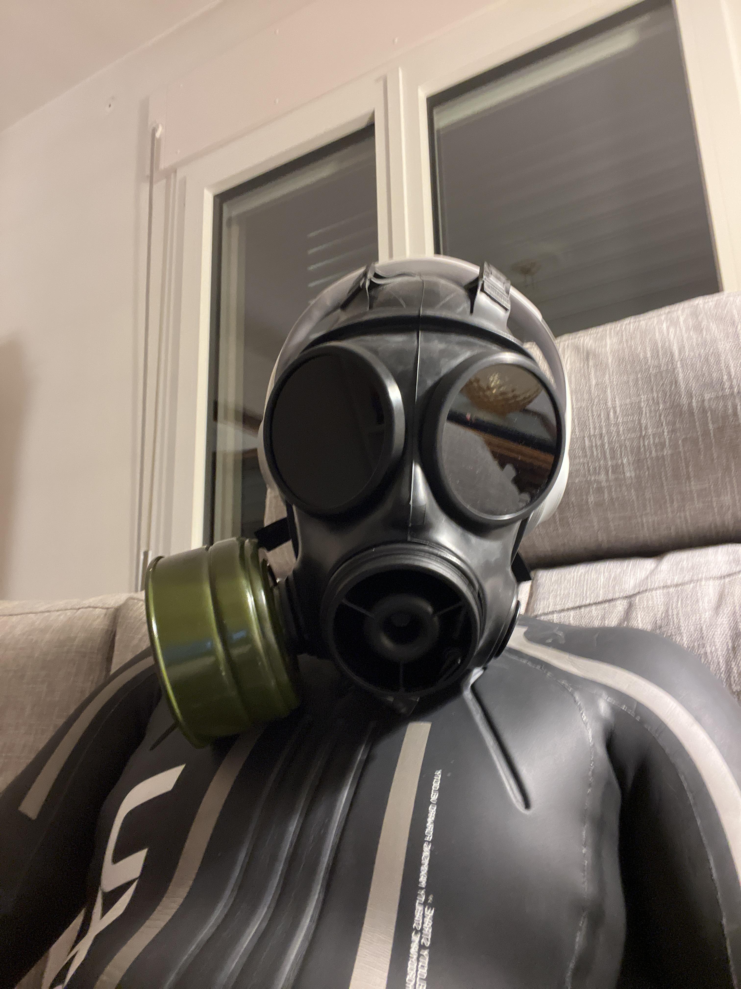 rubberlatex8 live from Italy