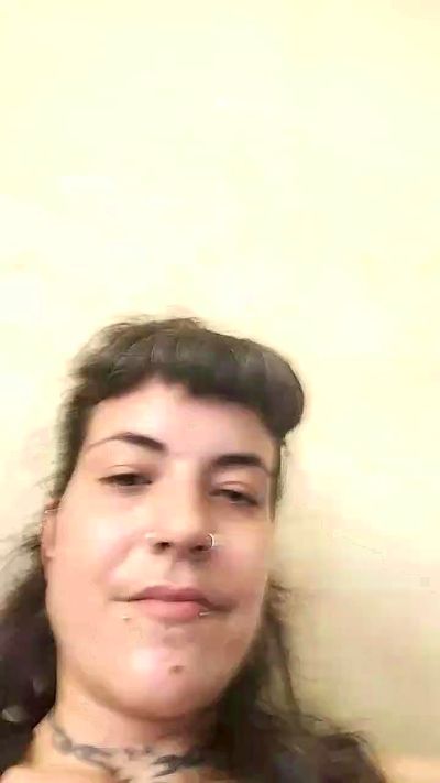 saldfnuik live from Spain