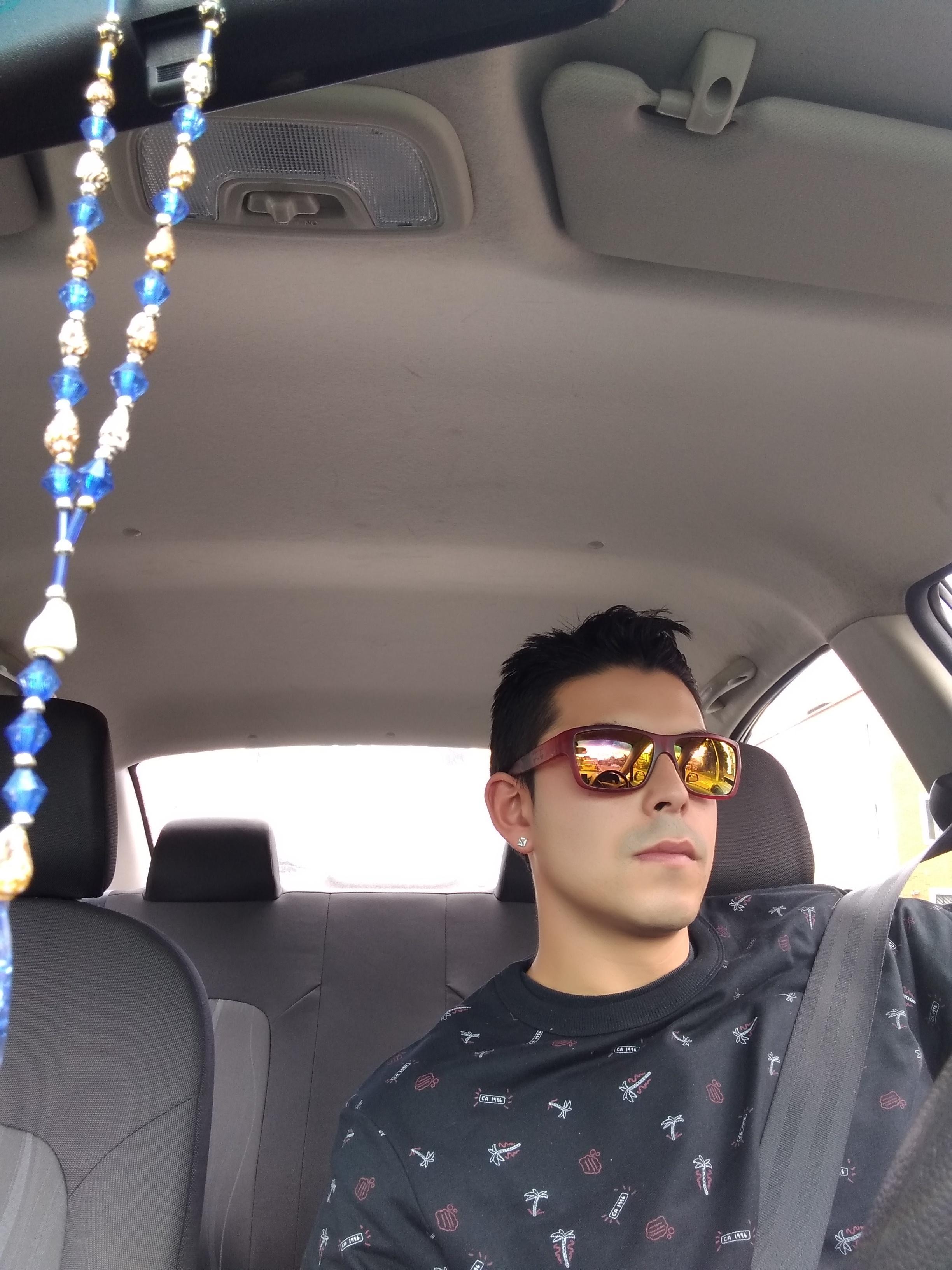 sebastianwu live from Colombia