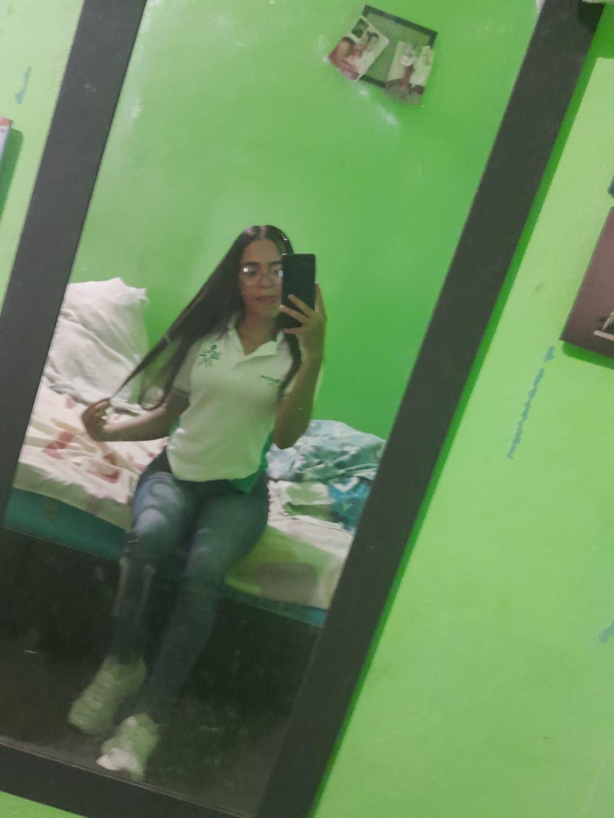 skinnysofia18 live from Colombia