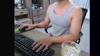 smallsmallwa live from Taiwan