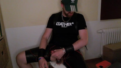 tiptop_xx live from Germany