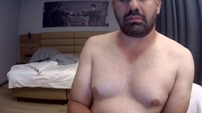 totrioboy live from Greece