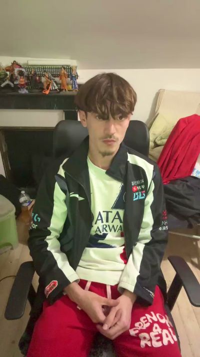 vicoo77 live from France