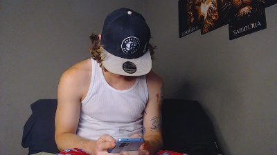 white_bigcock live from Colombia